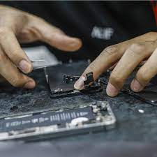 Professional Cell Phone Repair Services post thumbnail image