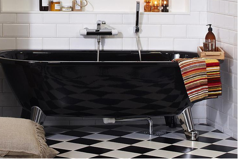 Luxury at Your Fingertips: Bathtubs as Symbols of Opulence post thumbnail image