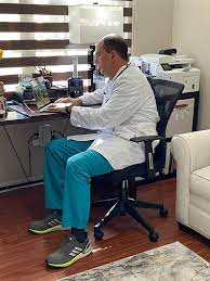 Dr. Manuel Abreu: A Trailblazer in Innovating Medicine post thumbnail image