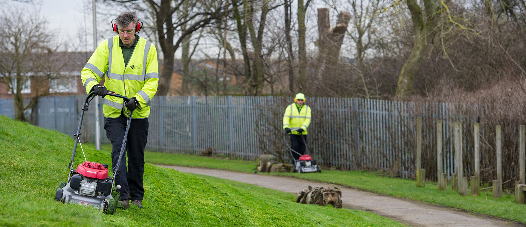 Greening the Capital: Commercial Grounds Maintenance in London post thumbnail image