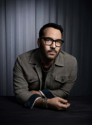Behind the Curtain: Jeremy Samuel Piven’s Journey in Hollywood post thumbnail image