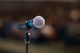 Craft of Rhetoric: Public Speaking Courses for Convincing Connection post thumbnail image